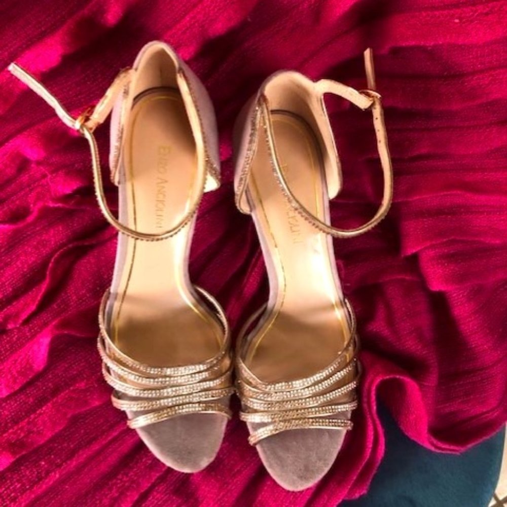 Enzo Angiolini high heels sz 9 / super pretty  with rhinestones details